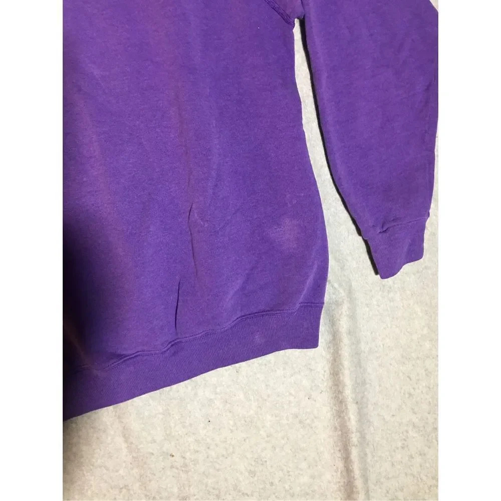 Womens Hanes Sweater Size Large Vintage Made in USA Plain Purple Cotton Blend - Picture 2 of 4